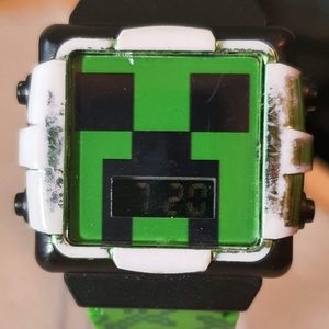 🦋10/$20🦋 Minecraft by Accutime Green/Black Boy's Digital Light Up Watch